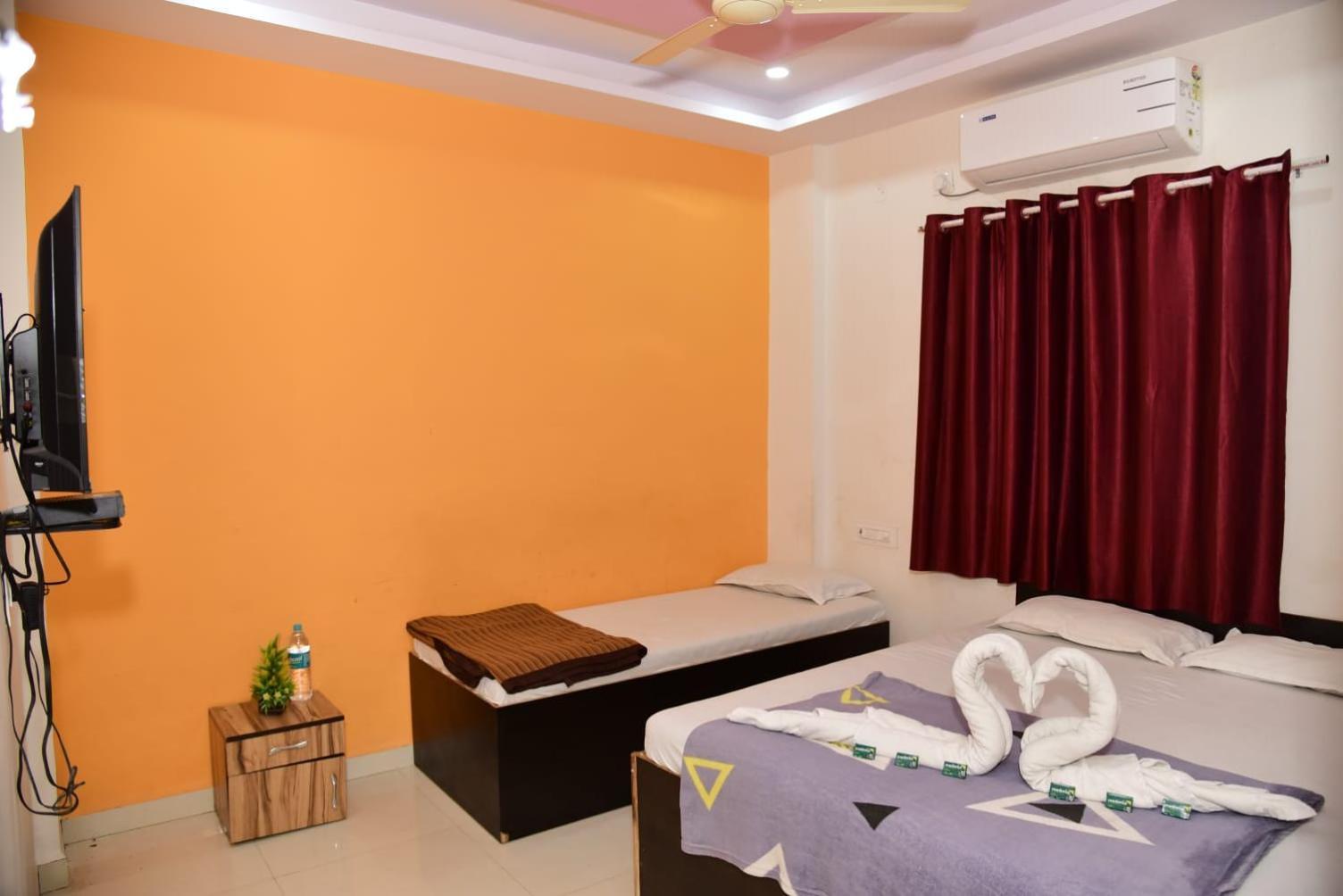 Hotel Sai Santosh Shirdi Exterior foto
